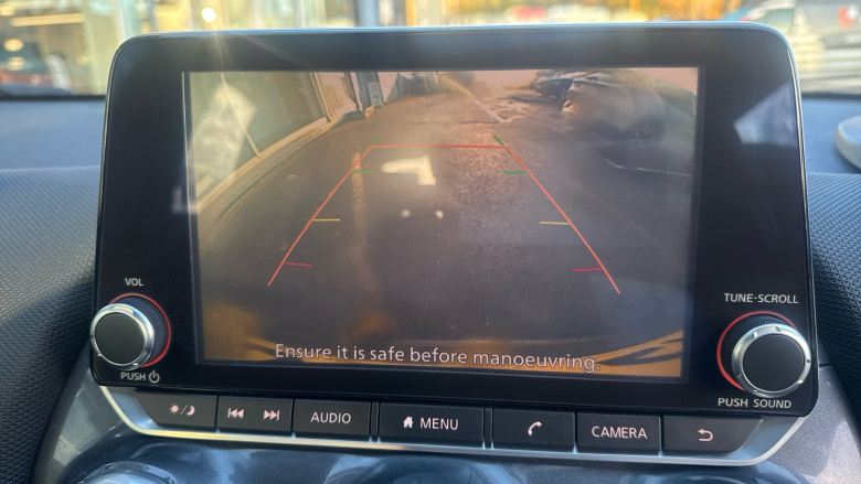 Nissan Juke 1.0 DiG-T Acenta 5dr Petrol Hatchback